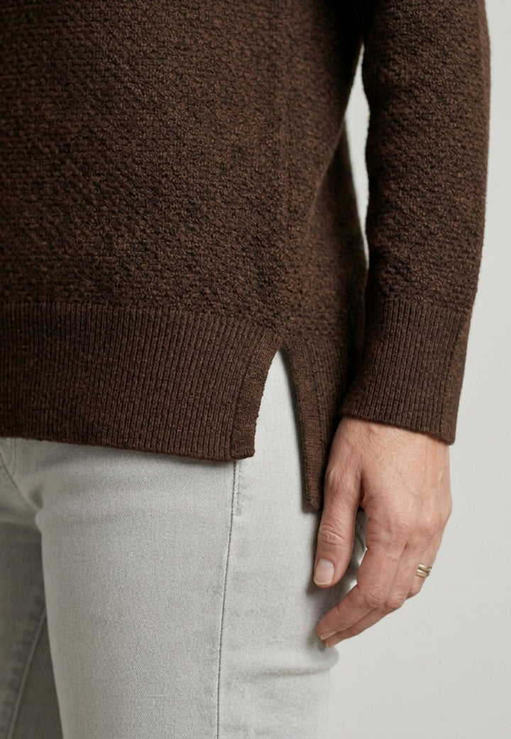 Lind LiEstell Knit Pullover 1500 BROWN