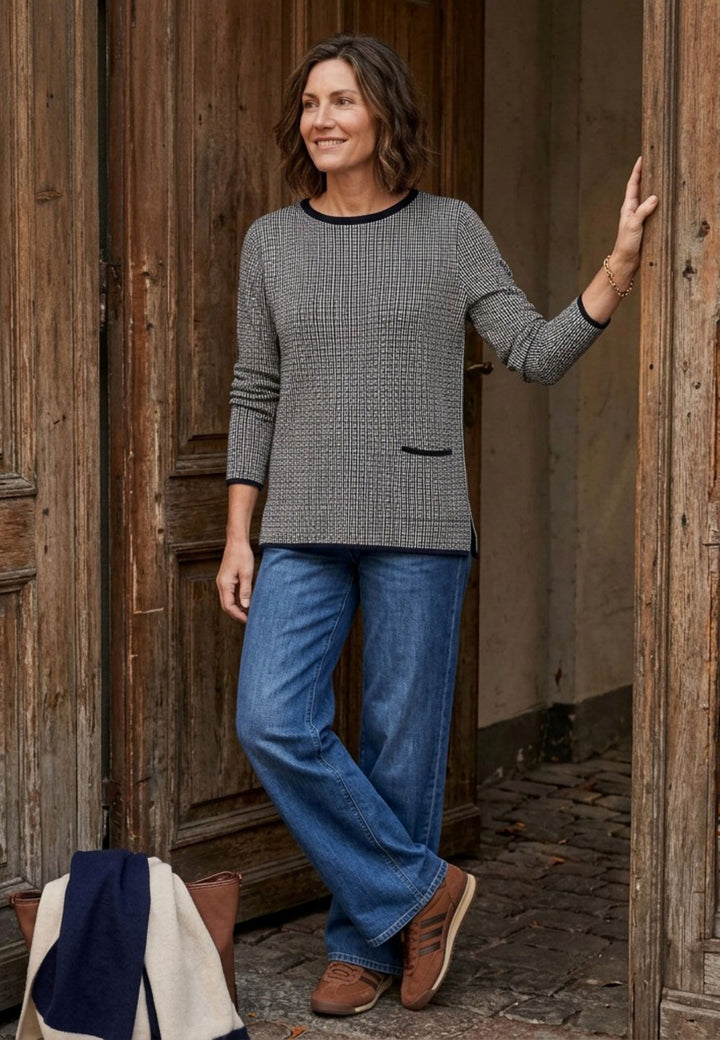 Lind LiJuliet Knit Pullover 5999 NAVY BLUE